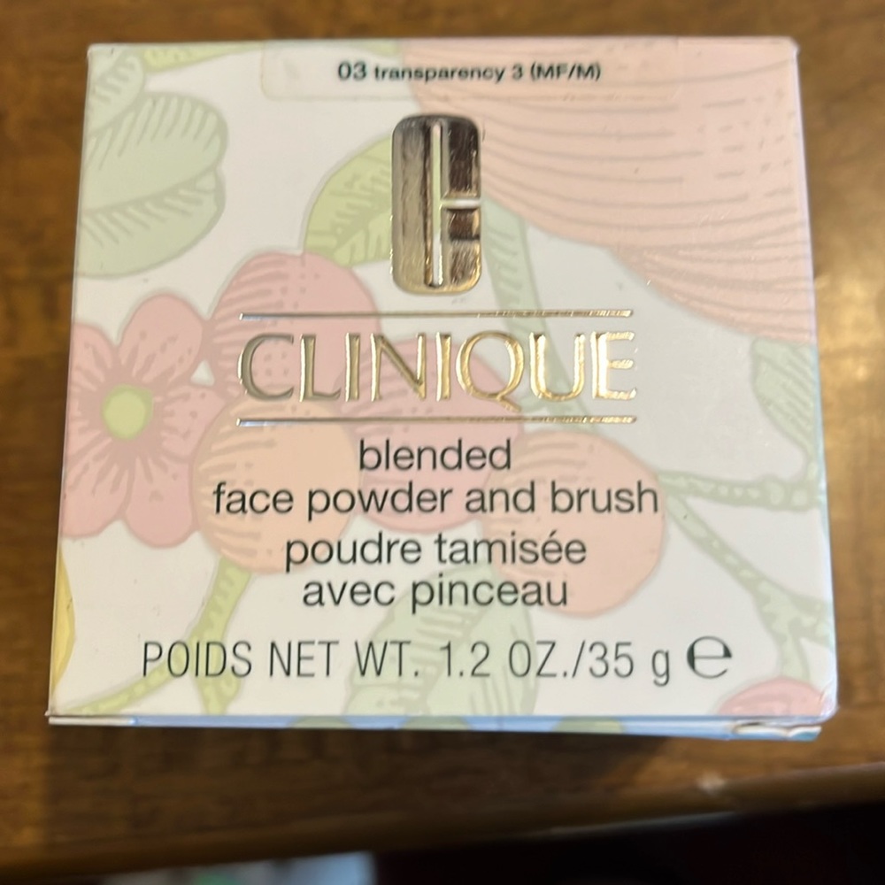 CLINIQUE Blended face powder and blush 1.2 ounce